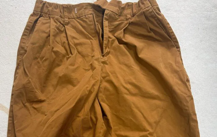 シワのついた服の写真（撮影：Heulie）