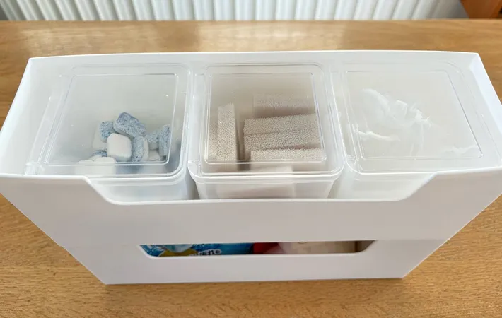 『ダイソー ファイルボックスとセリア 中が見えるBOX』の使用写真（撮影：Classy Life）