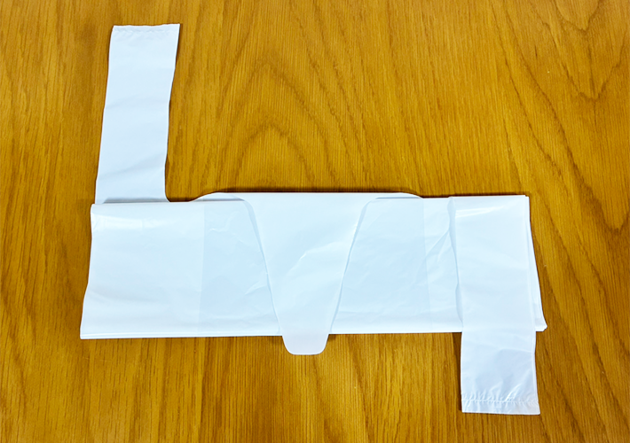 袋のたたみ方写真（撮影：grapeライフハック編集部）