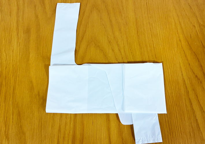 袋のたたみ方写真（撮影：grapeライフハック編集部）