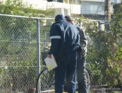 『尋問　警察官』の写真