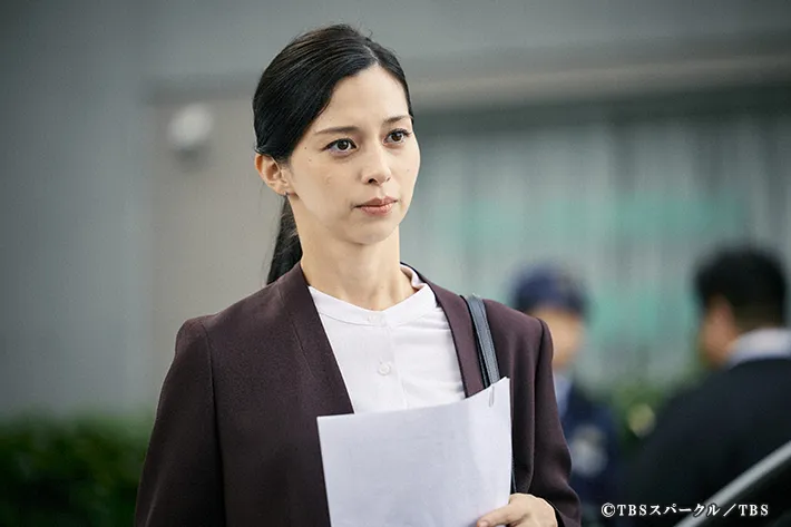 『田鎖ブラザーズ』に出演する中条あやみさんが写る場面写真