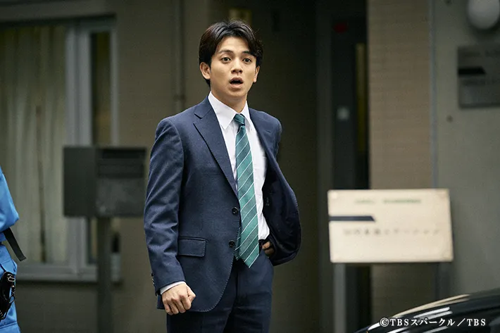 『田鎖ブラザーズ』に出演する宮近海斗さんが写る場面写真