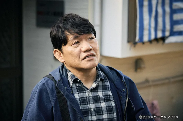 『田鎖ブラザーズ』に出演する飯尾和樹さんが写る場面写真