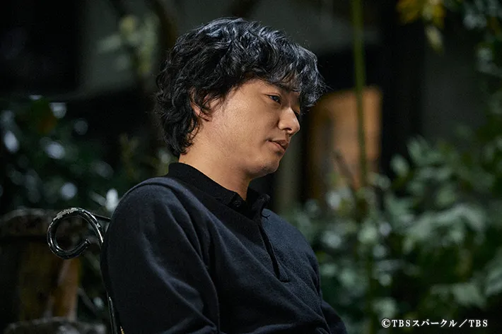 『田鎖ブラザーズ』に出演する染谷将太さんが写る場面写真