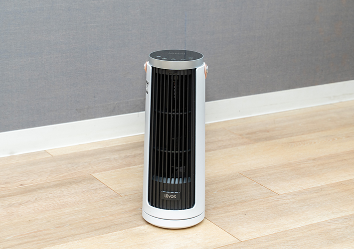 Levoit Windi Mini ミニタワーファンの使用写真