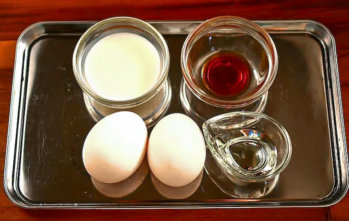 『牛乳入り玉子焼き』の材料の写真（撮影：小泉明代）