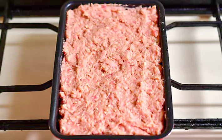 『豆腐ハンバーグ』を作る写真（撮影：小泉明代）