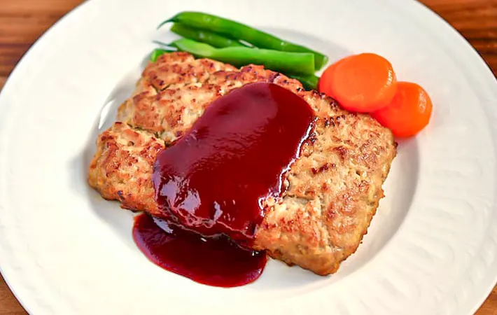 『豆腐ハンバーグ』の完成写真（撮影：小泉明代）