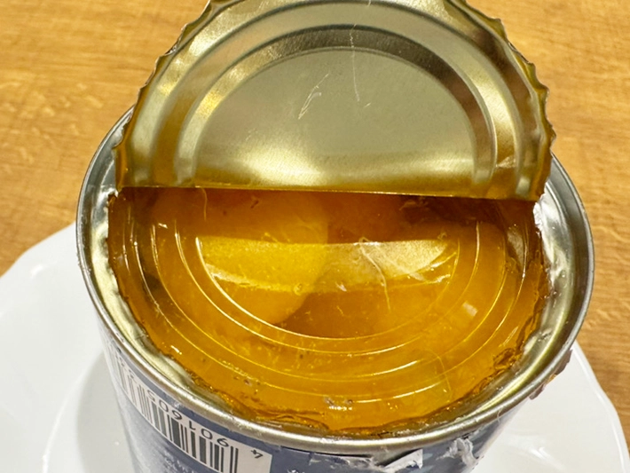 固まったミカン缶（撮影：grapeフード編集部）