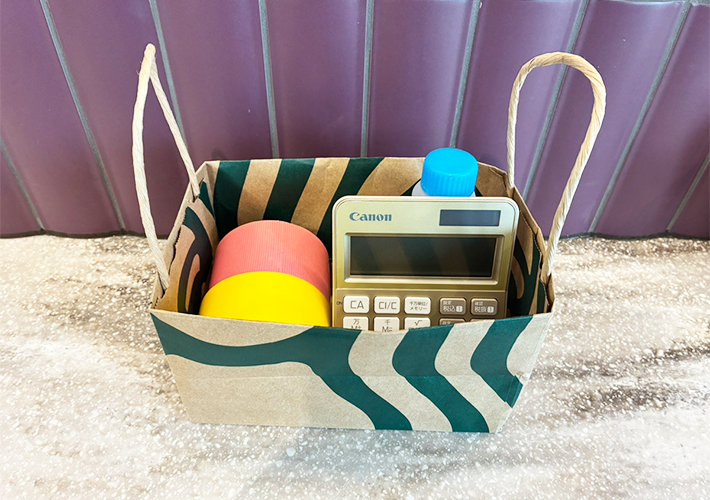 紙袋の活用写真（撮影：grapeライフハック編集部）