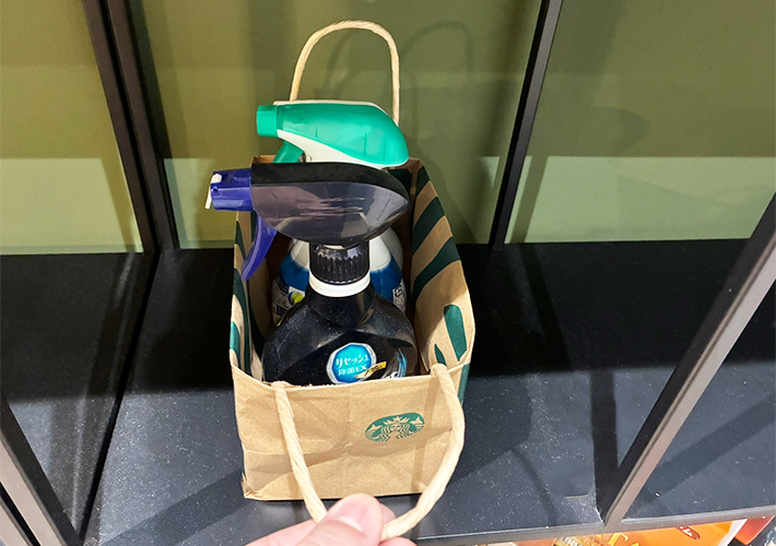 紙袋の活用写真（撮影：grapeライフハック編集部）