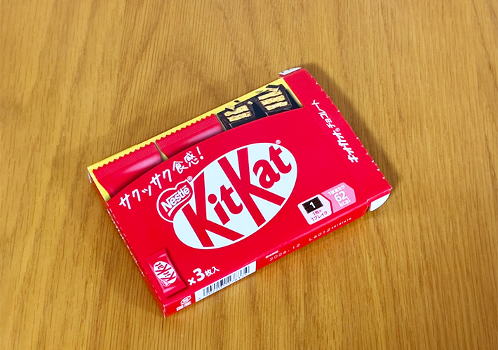 キットカットの紙箱活用写真（撮影：grapeライフハック編集部）