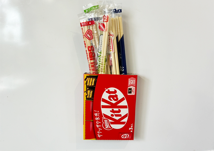 キットカットの紙箱活用写真（撮影：grapeライフハック編集部）