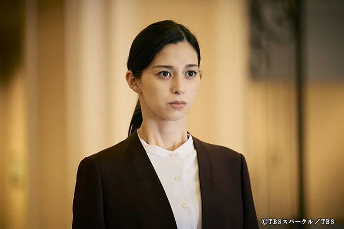 『田鎖ブラザーズ』に出演する中条あやみさんが写る場面写真