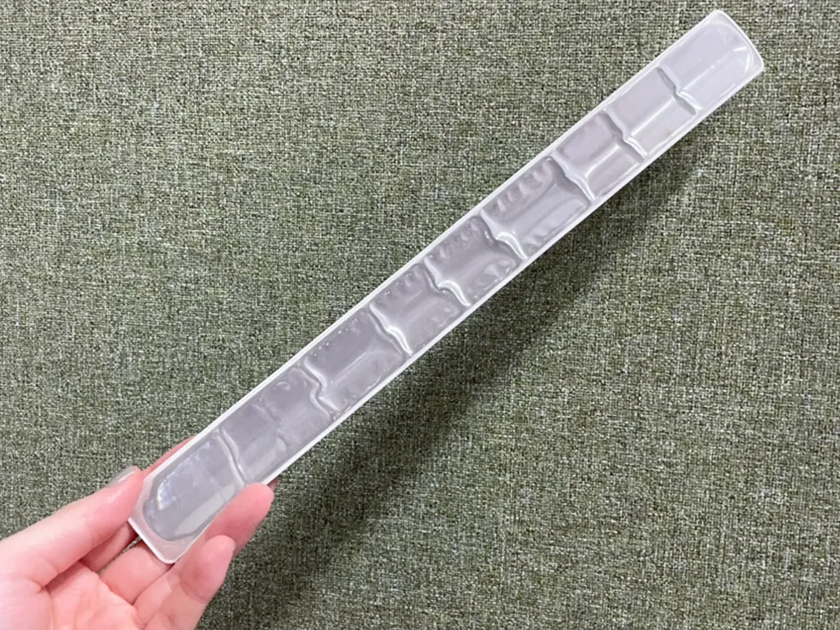 『ワンタッチバンド』を伸ばした写真（撮影：grapeライフハック編集部）