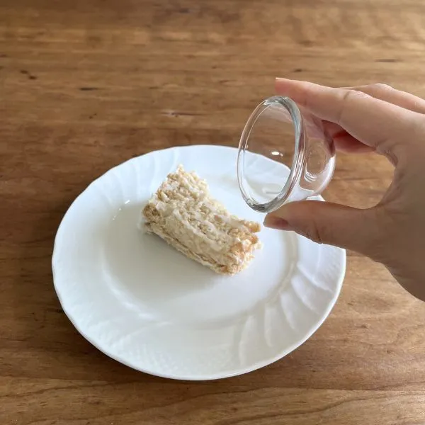 レモン汁をかけたアレンジ版（撮影：grapeフード編集部）