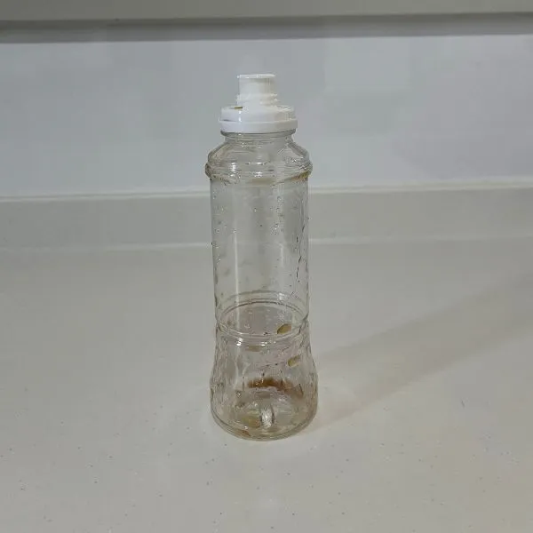 空になった容器