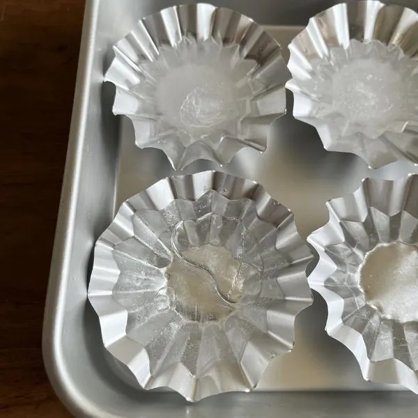 水で作った氷（撮影：grapeライフハック編集部）