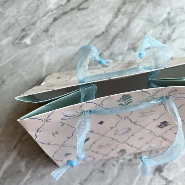 正しい穴の位置の確認（撮影：grapeライフハック編集部）