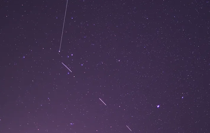流星群はどこで見られる？