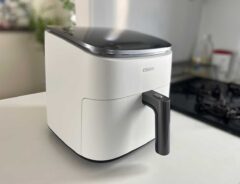 「食材を入れてほったらかすだけ」「フライパンの出番がまじで減った」　家計を救った『ノンフライヤー』で鶏のから揚げを作ると？