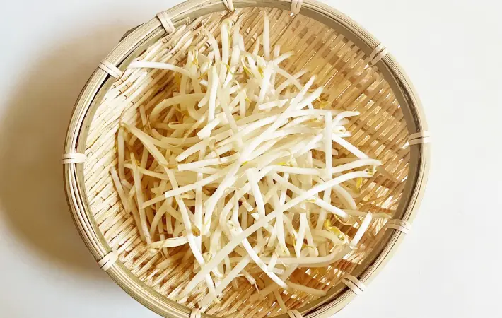 洗う前のもやしの画像（撮影：エニママ）