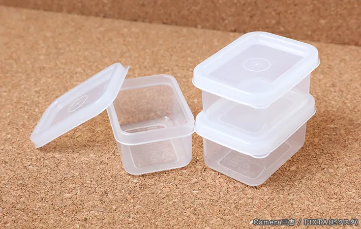 プラスチック製の保存容器の写真