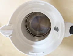 電気ポットの写真（撮影：grapeライフハック編集部）