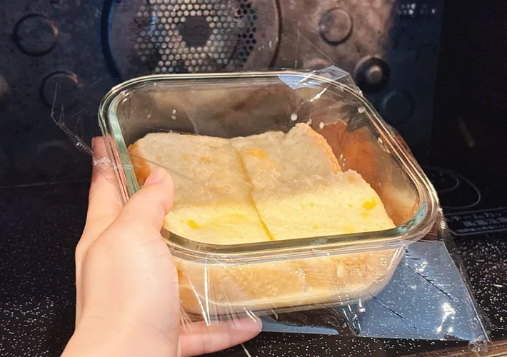 『焼かないフレンチトースト』を作る写真（撮影：キジカク）