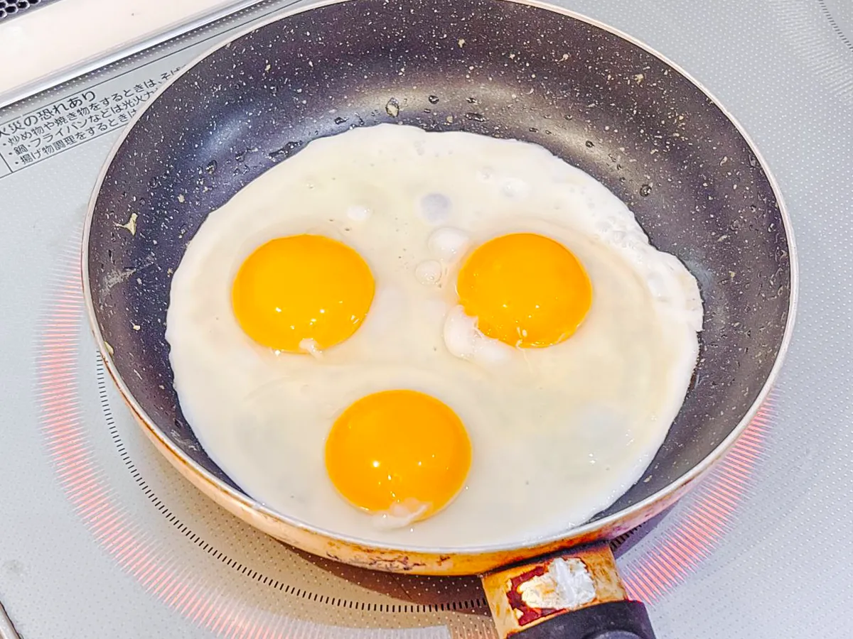 目玉焼きの写真（撮影：キジカク）