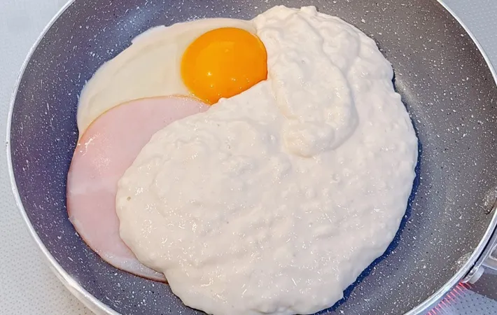 『朝食ホットケーキ』を作る写真（撮影：キジカク）