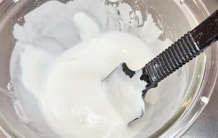 『とろける抹茶チョコまん』を作る写真（撮影：キジカク）