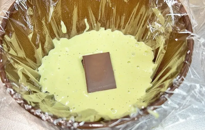 『とろける抹茶チョコまん』を作る写真（撮影：キジカク）