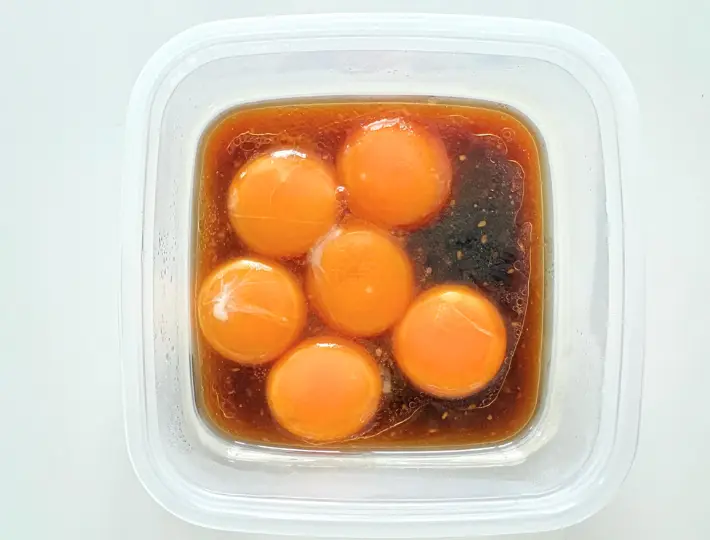 ひと晩寝かせた卵黄の画像（撮影：エニママ）
