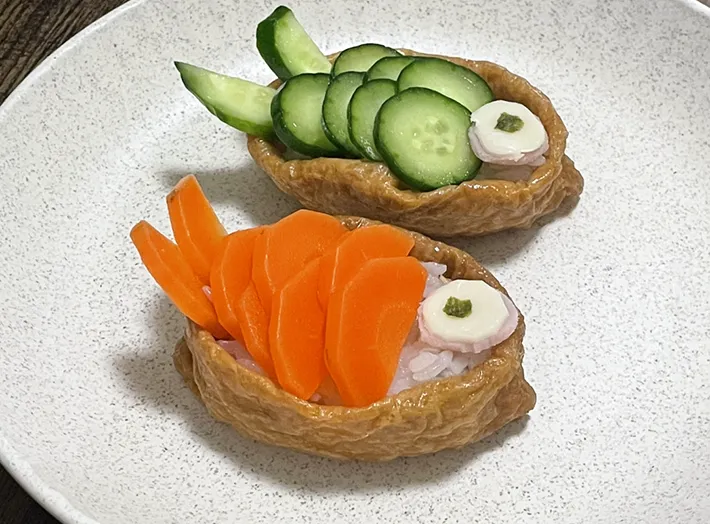 完成した『こいのぼりいなり』の写真（撮影：grapeフード編集部）