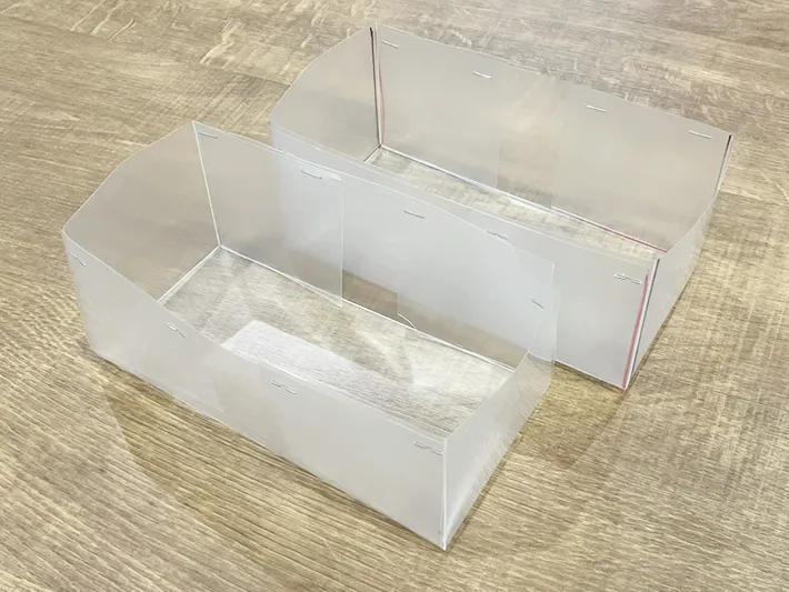 クリアファイルで作った箱の完成写真（撮影：grapeライフハック編集部）