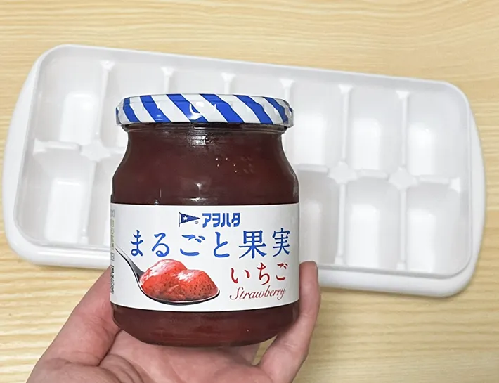 ジャムと製氷皿の写真（撮影：grapeフード編集部）