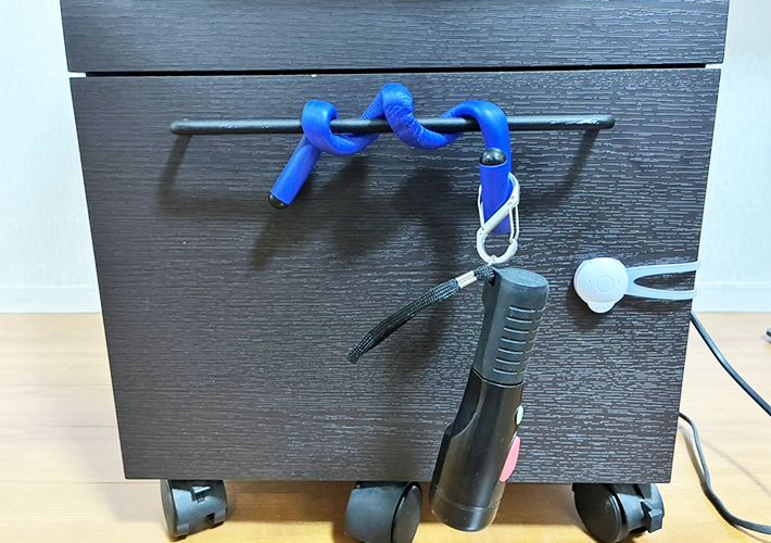 くねくねフックの写真（撮影：grapeライフハック編集部）