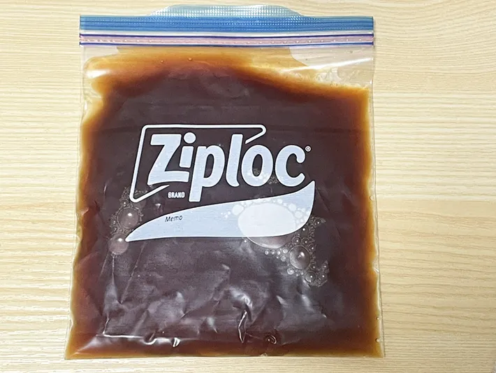ジッパー袋に入れたコーヒーの写真（撮影：grapeフード編集部）