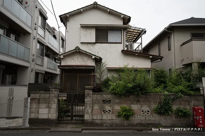 古い木造住宅の外観