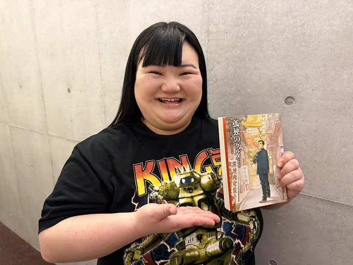 オダウエダ・植田紫帆さんの写真（画像提供：吉本興業株式会社）