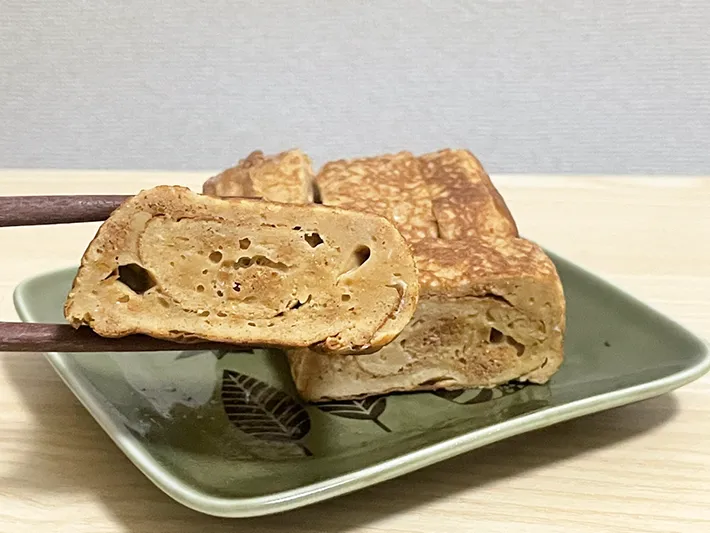きな粉入り玉子焼きの写真（撮影：grapeフード編集部）