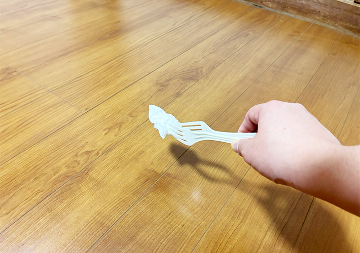 プラスチックスプーンの活用写真（撮影：grapeライフハック編集部）
