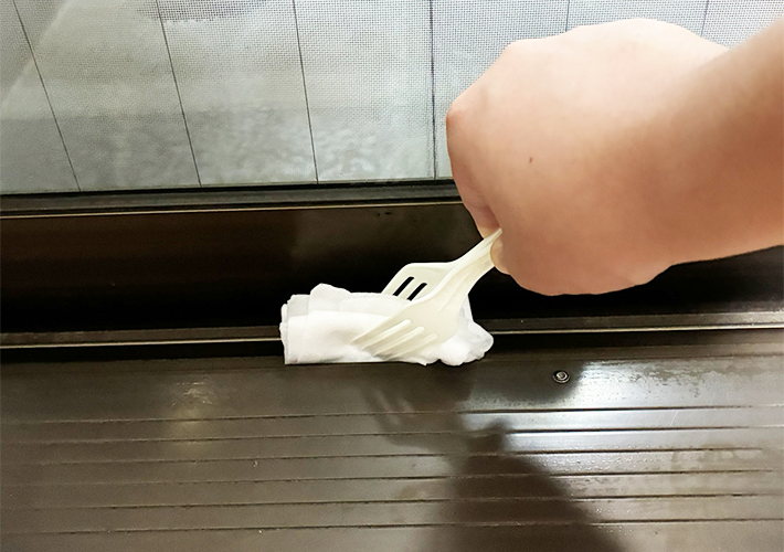 プラスチックスプーンの活用写真（撮影：grapeライフハック編集部）
