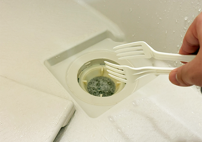 プラスチックスプーンの活用写真（撮影：grapeライフハック編集部）
