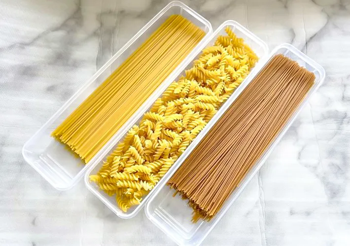 パスタと『パスタストッカー』の写真（撮影：ワード）