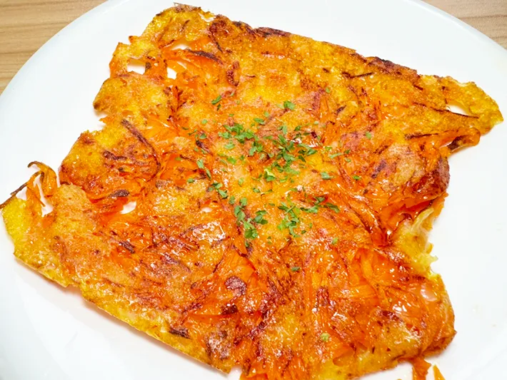 ニンジンチーズ焼き（撮影：grapeフード編集部）