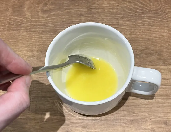 溶かしたバターの写真（撮影：grapeフード編集部）