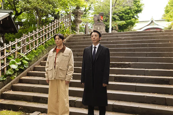 『リボーン ～最後のヒーロー～』に出演する高橋一生さんが写る場面写真
